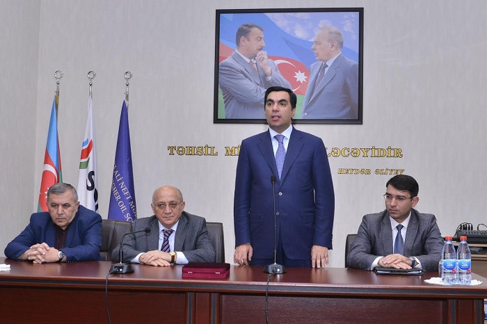Mubariz Gurbanli visits Baku Higher Oil School 